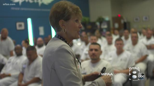 'Miss Manners’ goes to Texas prisons to teach etiquette to inmates